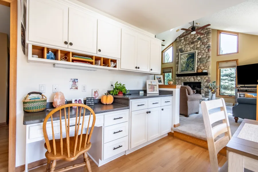 Kitchen cabinets painting services